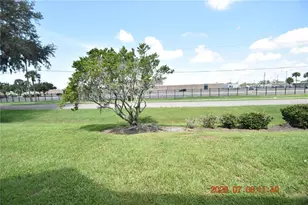2302 Maki Rd, Plant City, FL 33563 - Photo 7