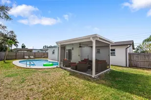 13113 Ridge Rd, Largo, FL 33778 - Photo 37