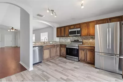 15519 Telford Spring Drive, Sun City Center, FL 33573 - Photo 9