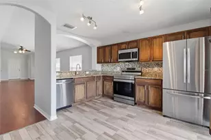 15519 Telford Spring Dr, Sun City Center, FL 33573 - Photo 9