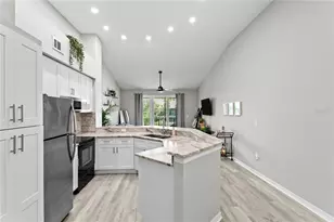 1040 Normandy Trace Rd, Tampa, FL 33602 - Photo 11