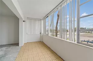 1900 68th St N, Saint Petersburg, FL 33710 - Photo 15