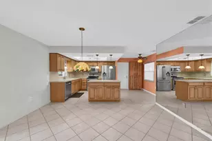 12939 115th St, Largo, FL 33778 - Photo 21