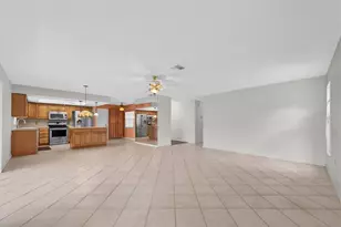 12939 115th St, Largo, FL 33778 - Photo 17