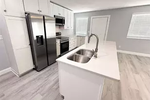1231 Illinois Ave, Palm Harbor, FL 34683 - Photo 3