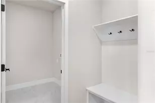 2203 W Lowry Ave, Plant City, FL 33563 - Photo 27