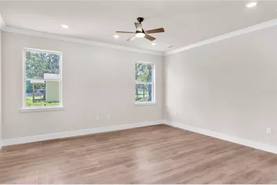 2203 W Lowry Avenue, Plant City, FL 33563 - Photo 7