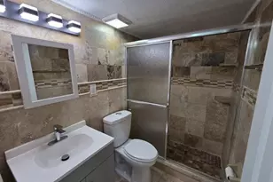 2424 W Tampa Bay Blvd, Tampa, FL 33607 - Photo 9