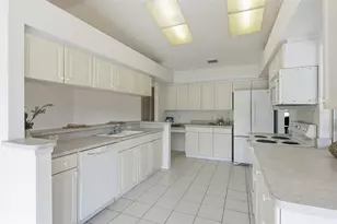 6639 Sun Point Ct, New Port Richey, FL 34655 - Photo 41