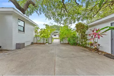 802 W Coral Street, Tampa, FL 33602 - Photo 9