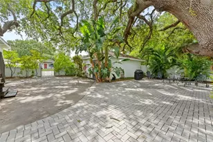 802 W Coral St, Tampa, FL 33602 - Photo 45