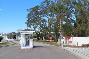 35114 Garber Ln, Zephyrhills, FL 33541 - Photo 21