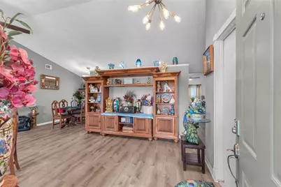 2114 W Hanna Avenue, Tampa, FL 33604 - Photo 3
