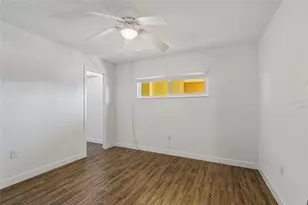 4575 Cove Cir, Saint Petersburg, FL 33708 - Photo 25