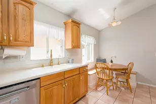 5917 Taywood Dr, Tampa, FL 33624 - Photo 7