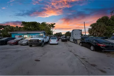 5712 15th Street E, Bradenton, FL 34203 - Photo 1