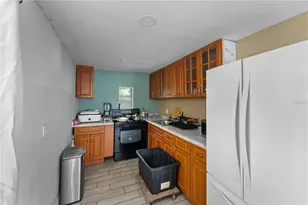 5712 15th St E, Bradenton, FL 34203 - Photo 13