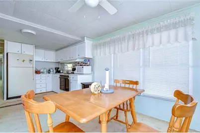 37344 Hammond Drive, Zephyrhills, FL 33541 - Photo 21