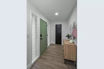 4350 45th Street N, Saint Petersburg, FL 33714 - Photo 27