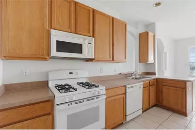 31421 Shaker Circle, Wesley Chapel, FL 33543 - Photo 9