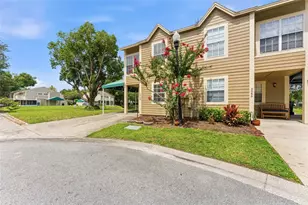 9044 Lake Pl Ln, Tampa, FL 33634 - Photo 3