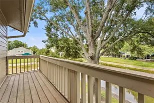 9044 Lake Pl Ln, Tampa, FL 33634 - Photo 23