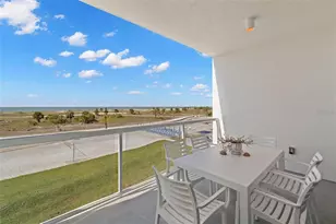 11500 Gulf Blvd, Treasure Island, FL 33706 - Photo 5