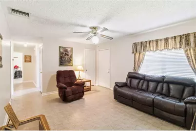 2113 Oakview Lane, Plant City, FL 33566 - Photo 7