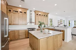 126 Ricardo Way NE, Saint Petersburg, FL 33704 - Photo 23