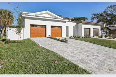 126 Ricardo Way NE, Saint Petersburg, FL 33704 - Photo 3