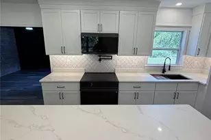 2911 Williams Rd, Plant City, FL 33565 - Photo 11