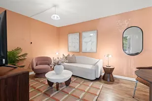 800 Beach Dr NE, Saint Petersburg, FL 33701 - Photo 3