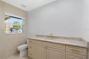 3924 Versailles Dr, Tampa, FL 33634 - Photo 11
