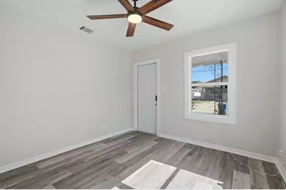 2704 W Leroy Street, Tampa, FL 33607 - Photo 7