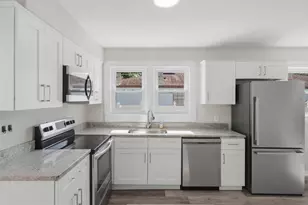 2704 W Leroy St, Tampa, FL 33607 - Photo 9