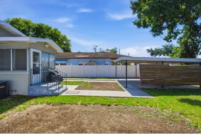 2704 W Leroy Street, Tampa, FL 33607 - Photo 19