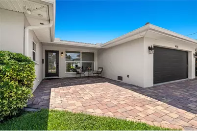 4425 13th Way NE, Saint Petersburg, FL 33703 - Photo 7