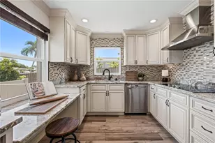 4425 13th Way NE, Saint Petersburg, FL 33703 - Photo 11