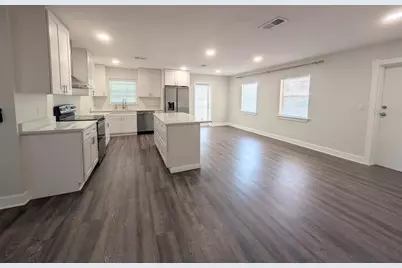 3902 W Paxton Avenue, Tampa, FL 33611 - Photo 5
