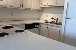 255 Dolphin Point, Clearwater Beach, FL 33767 - Photo 5