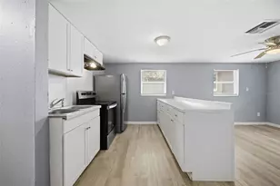 605 S S Disston Ave, Tarpon Springs, FL 34689 - Photo 15