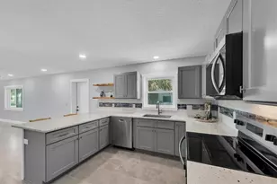 150 42nd Ave, Saint Pete Beach, FL 33706 - Photo 17