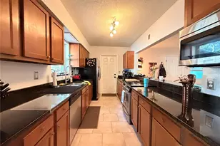 8328 41st Ave N, Saint Petersburg, FL 33709 - Photo 19
