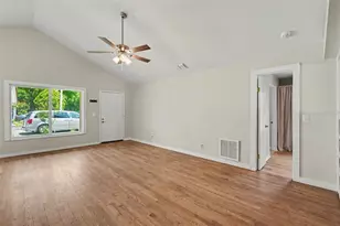 3751 Mackenzie Ct, Palm Harbor, FL 34684 - Photo 5