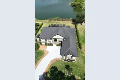2303 Clubhouse Drive, Plant City, FL 33566 - Photo 1