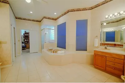 2303 Clubhouse Drive, Plant City, FL 33566 - Photo 15