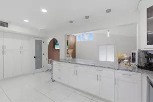 6611 N Hale Ave, Tampa, FL 33609 - Photo 11