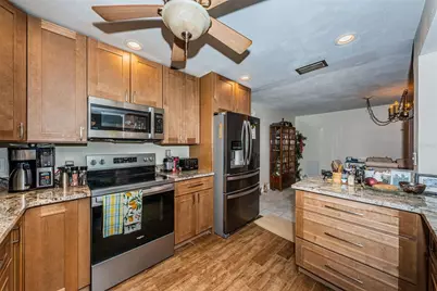 5230 Venetian Boulevard NE, Saint Petersburg, FL 33703 - Photo 13