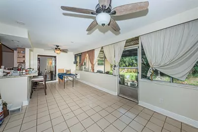 5230 Venetian Boulevard NE, Saint Petersburg, FL 33703 - Photo 15
