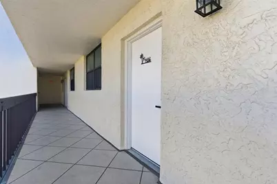 15462 Gulf Boulevard #406, Saint Petersburg, FL 33708 - Photo 9